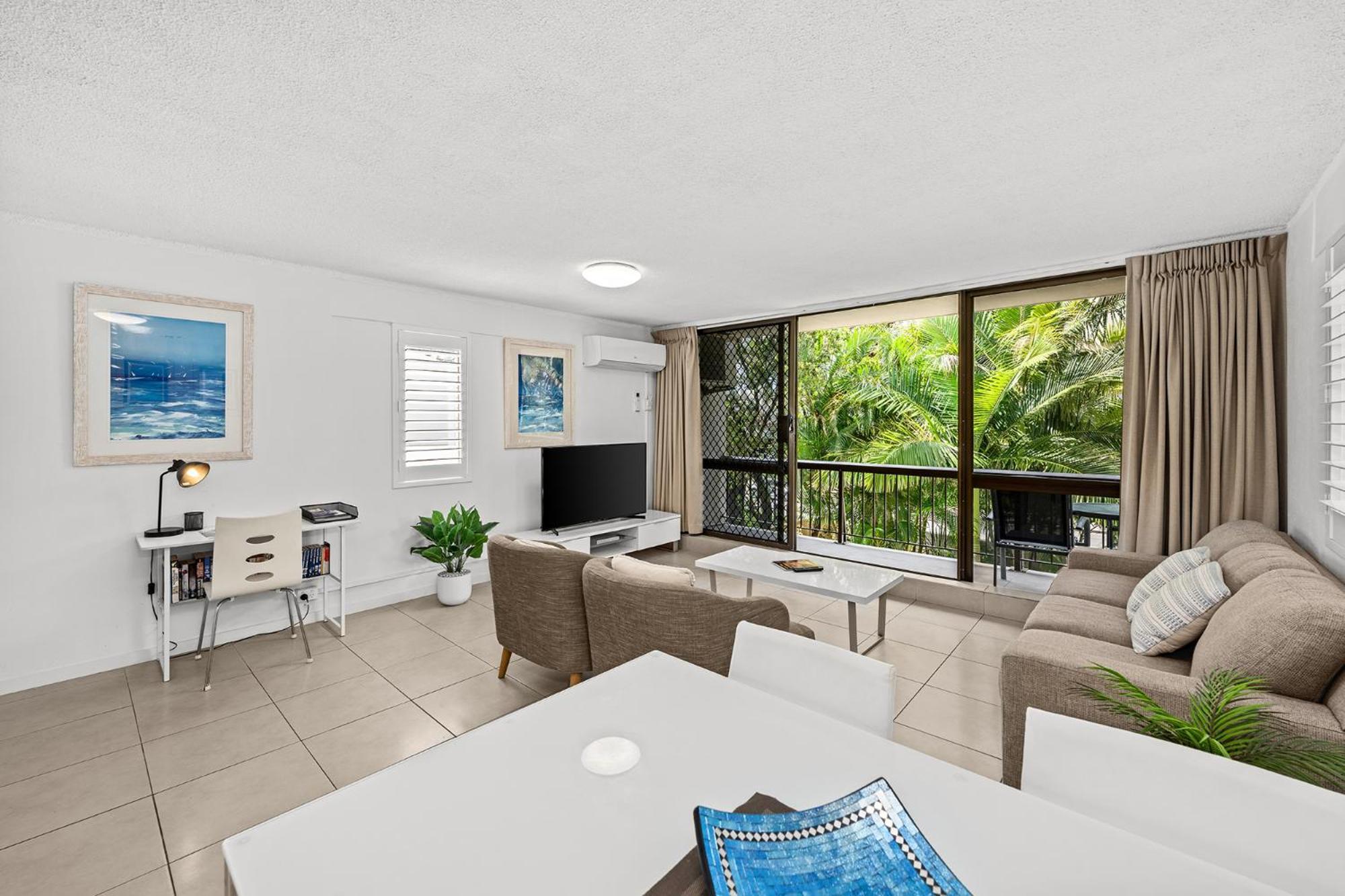 Surfers Paradise- Meters From The Beach! Gold Coast Bagian luar foto
