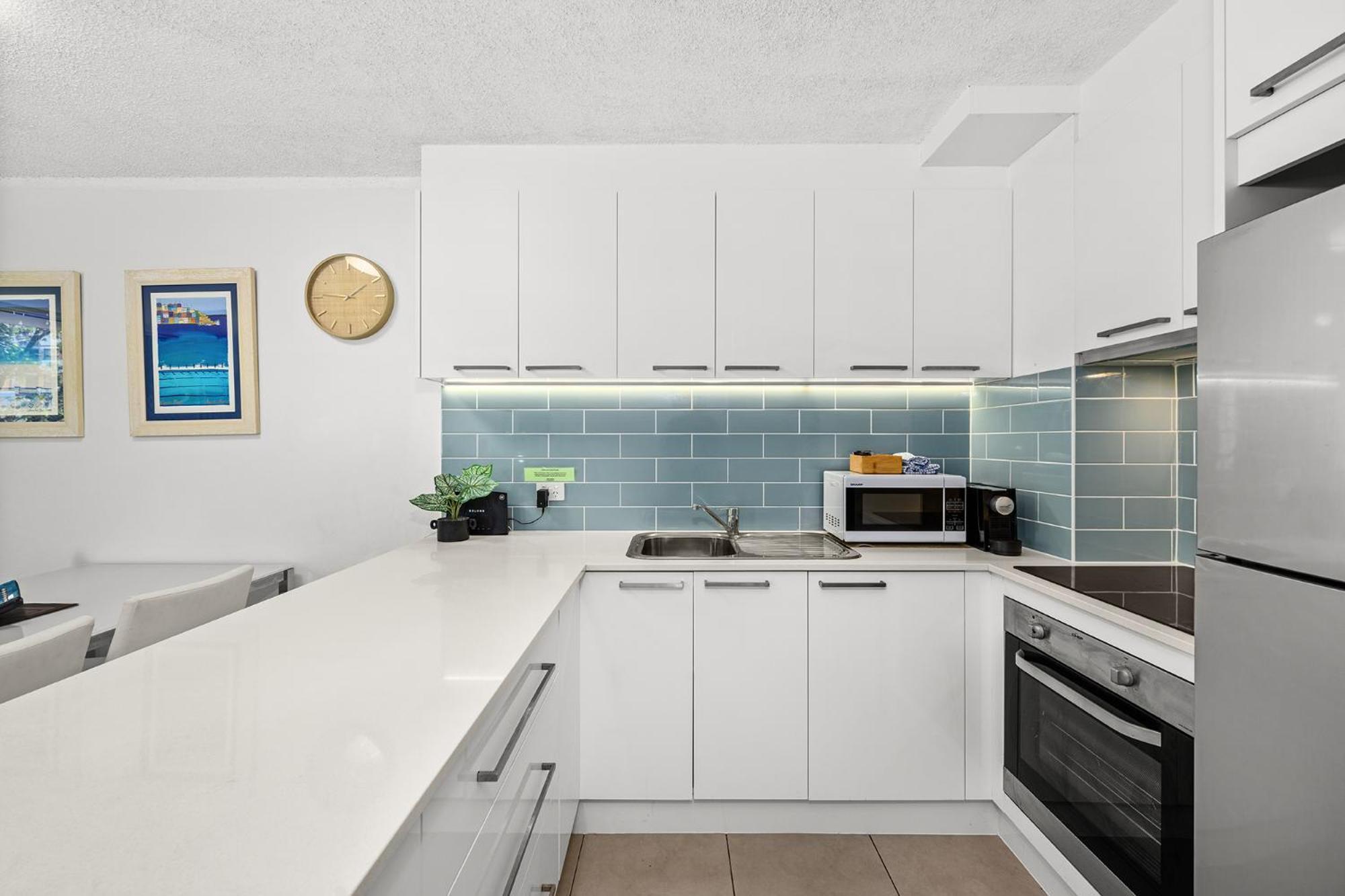 Surfers Paradise- Meters From The Beach! Gold Coast Bagian luar foto